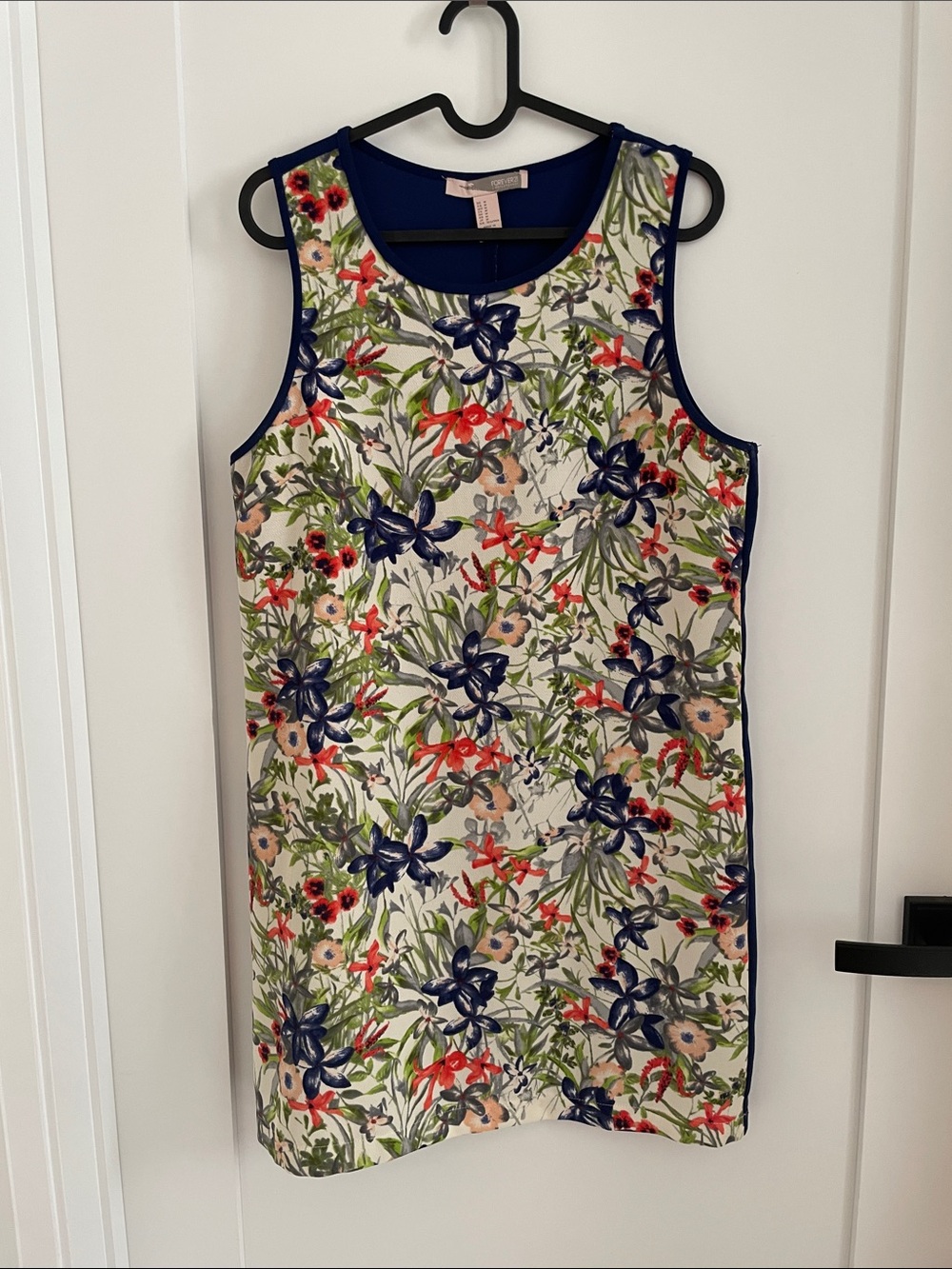 Floral and Navy Shift Dress in perfect condition